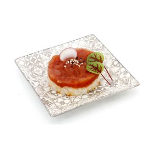 108.Tartare tonno con riso sotto