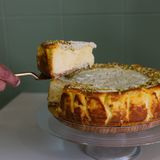 Tarta De Queso Y Pistacho Porción