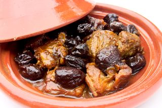 Tajine De Borrego Com Ameixas