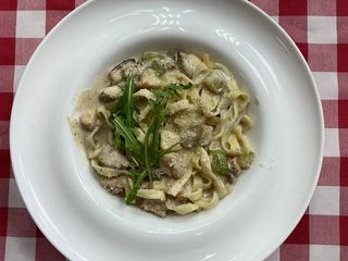 Зі шматочками курки та цукіні (355g)