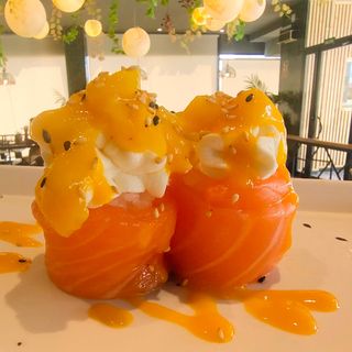 172. Kinggo de queso y mango (2 Uds.)