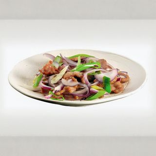 240 Manzo con cipolla e pepe nero