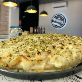 Fugazzetta rellena (porción)