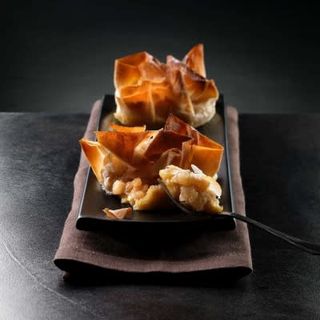 Scrigno con mele e mandorle