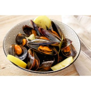 Mejillones Al Vapor (Ración Para 4)