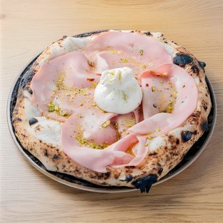 Mortadella con burrata