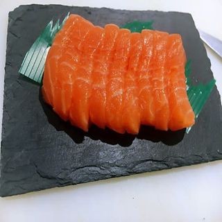 Sashimi De Salmón (4 Uds.)