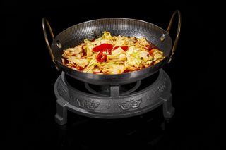 S111. Scodella di fuoco con cavolo