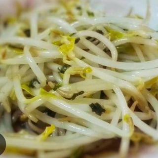 4. Ensalada De Brotes De Soja