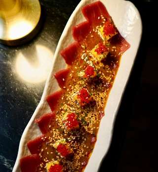 Tiraditos De Atún Rojo Balfegó Con Rocoto Y Mango