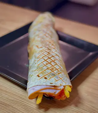 ROLL с пуешко (350г)
