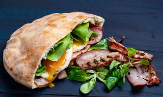 Chifla  english breakfast