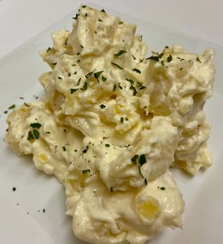 Patatas Alioli (Mediana)