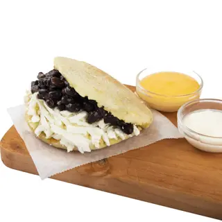 Arepa Dominó