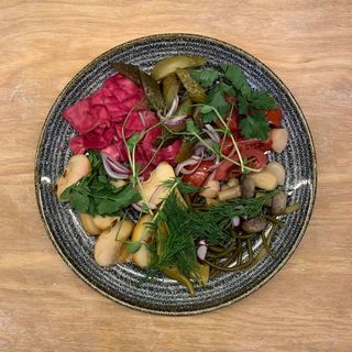 Асорті грузинських солінь (450г)