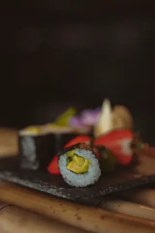 Hosomak z awokado 6szt