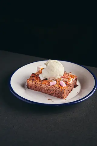 Brownie Rocky