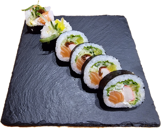 Kani-Sake Futo Maki 