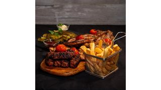 Platou mix-gril (4-5 persoane)