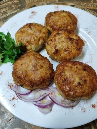 Котлета домашня (свинна) 400г