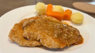 Svinjska šnicla u Le Coq sosu