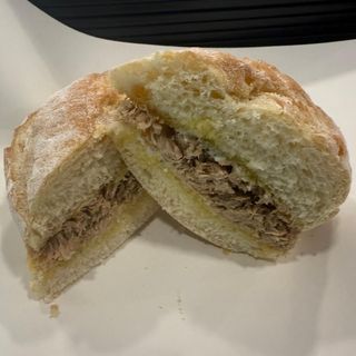 Pitufo atún y alioli