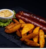 Austrijske kobasice sa sirom i pekarskim krompirom