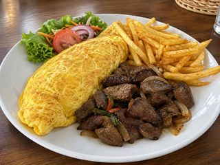 Omelette + Foie + Frites