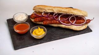 Domaća kobasica + Coca-Cola 0.5l