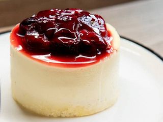 Чизкейк вишня (140g)