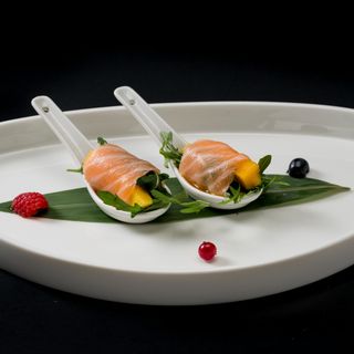 57. Involtini di salmone - 4 pezzi