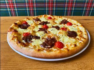 12. Pizza Bianca - Korycińska 32cm