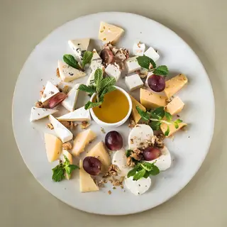 Сирне асорті (300г)