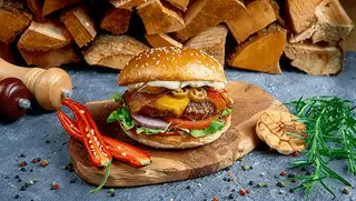 Bekonator Spicy Mayo
