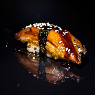 115. Nigiri de Anguila 4P. Eel Nigiri 4P