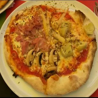Pizza 4 estaciones