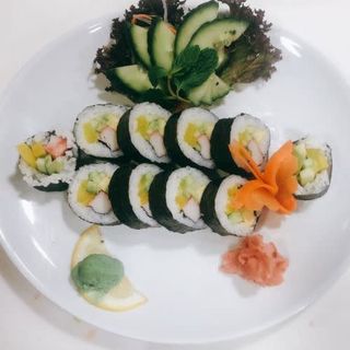 77. Futomaki (10 Uds.)