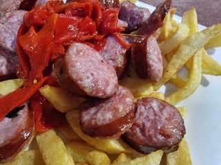 Longaniza Frita Con Patatas
