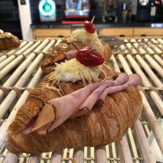 Croissant Jambon Fromage
