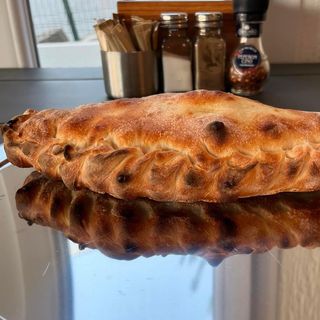 Calzone prosciutto e funghi