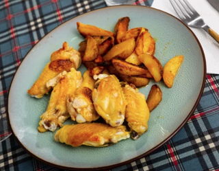 Plato De Alitas (6 Uds.)