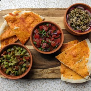 ქართული ხემსის დაფა / Georgian Platter