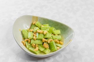 Огурцы с кешью