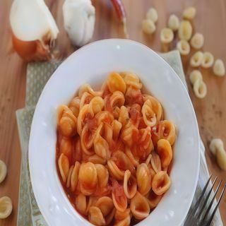 Orecchiette al pomodoro