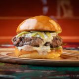 La Asturiana burguer + patatas fritas