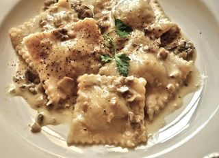 Ravioli de funghi porcini al funghi porcini