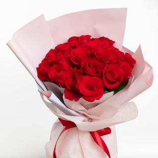 Buchet cu 25 trandafiri