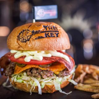 Чийзбургер  550 гр.