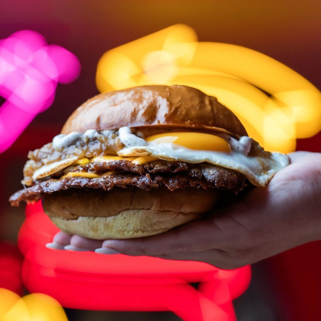EGG TRUFFLE BURGER