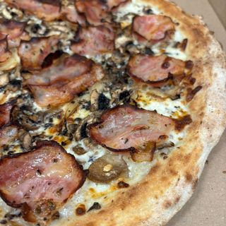 Pizza Carbonara Grande